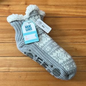 Muk Luks Fuzzy Cabin Sock S/M (6-8)
